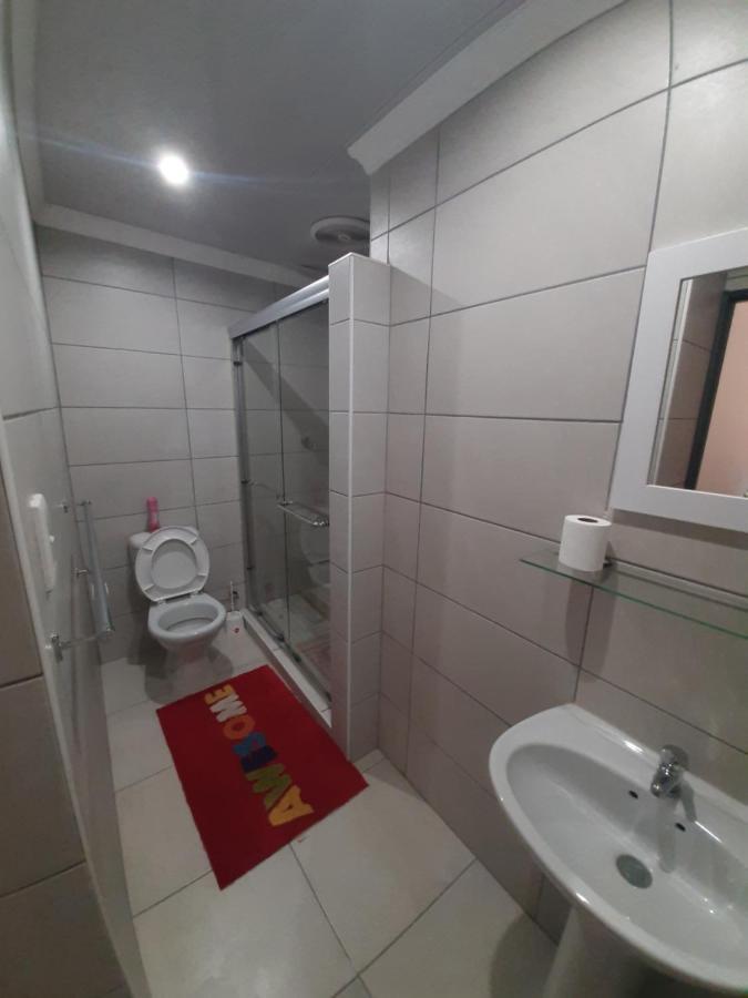 Lux Rooms On 37 Bloemfontein Exterior foto